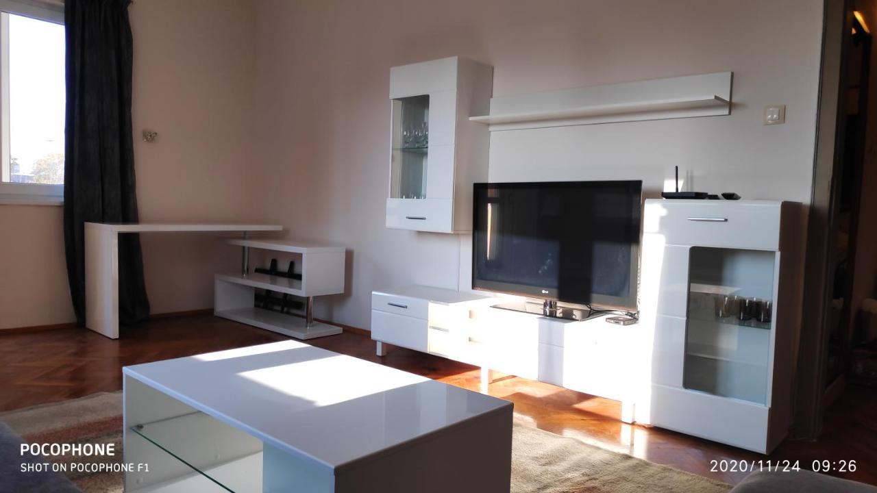 Unique Location Apartment With Parking Μπουργκάς Εξωτερικό φωτογραφία